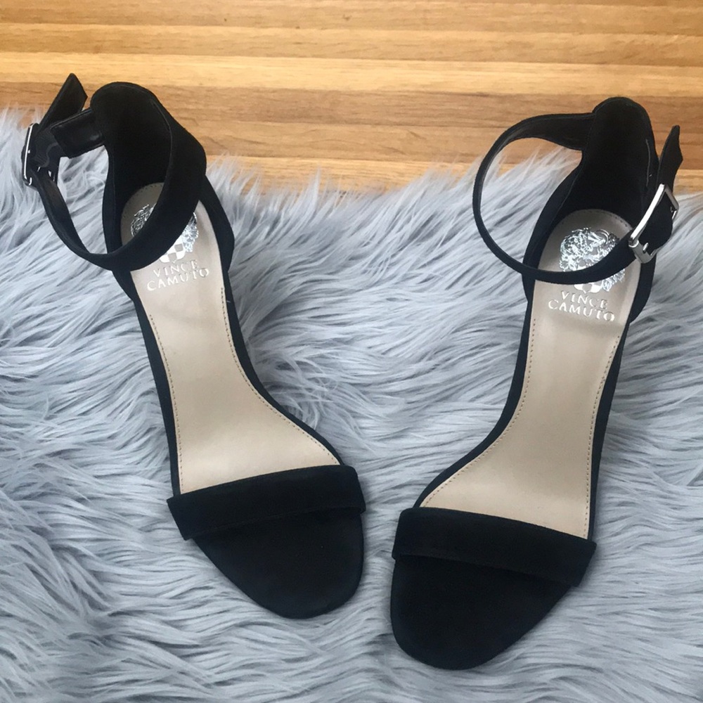 [SOLD] Vince Camuto Black Suede 'Acelyn' Heels 9.5 - Picture 2 of 8